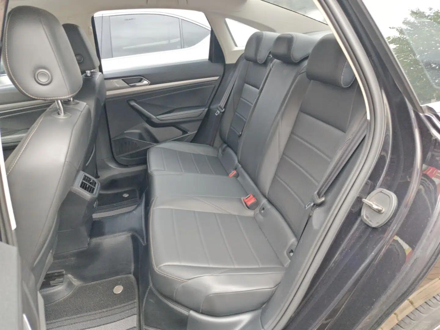 Volkswagen Lavida 2019 1.5L Automatic Comfort Edition China VI Standard — миниатюра 20