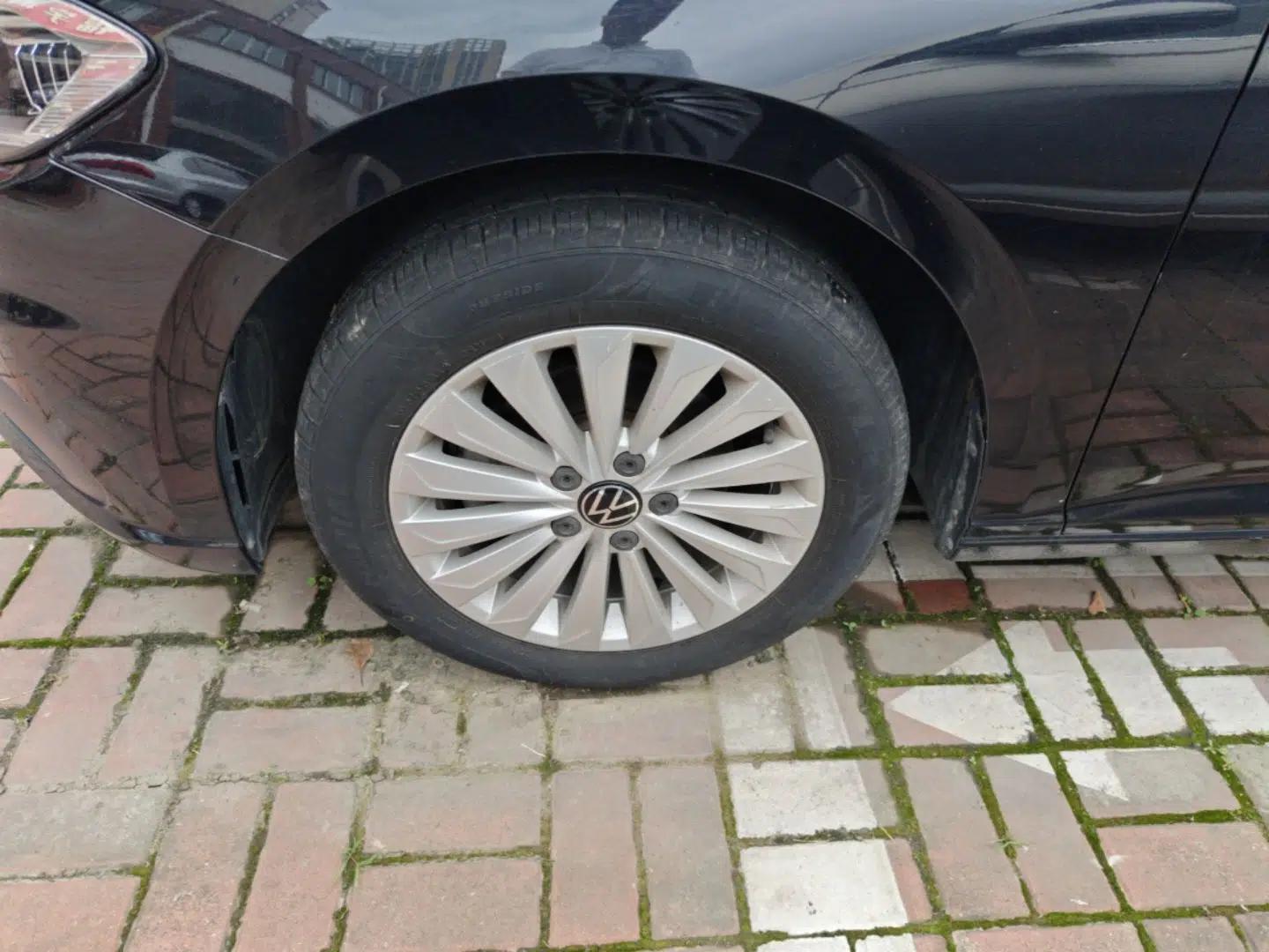 Volkswagen Lavida 2019 1.5L Automatic Comfort Edition China VI Standard — миниатюра 10