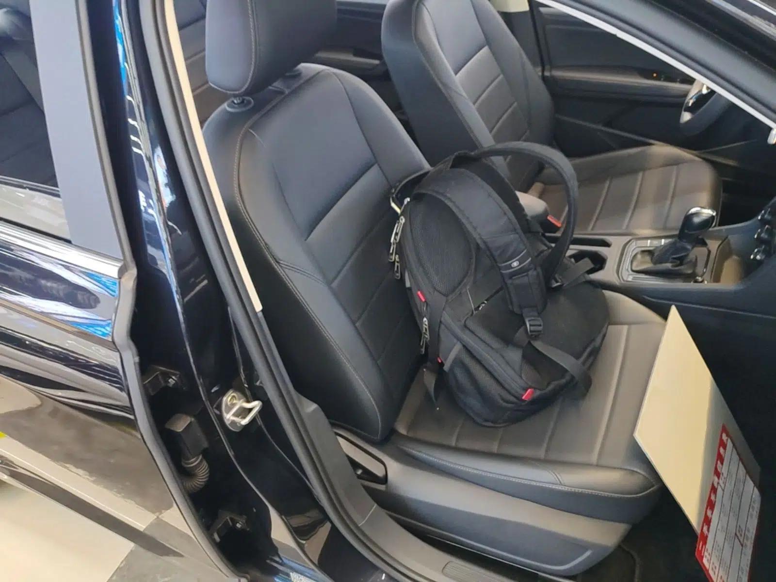 Volkswagen Lavida 2019 1.5L Automatic Comfort Edition China VI Standard — миниатюра 19