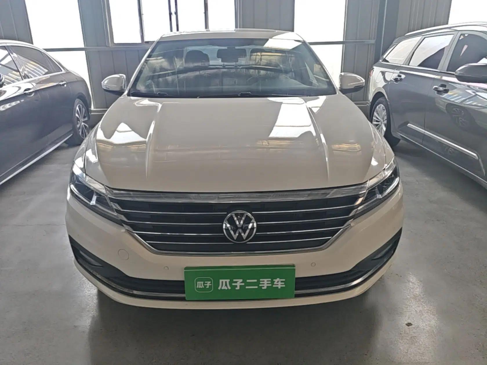 Volkswagen Lavida 2022 1.5L Automatic Comfort Edition — миниатюра 2