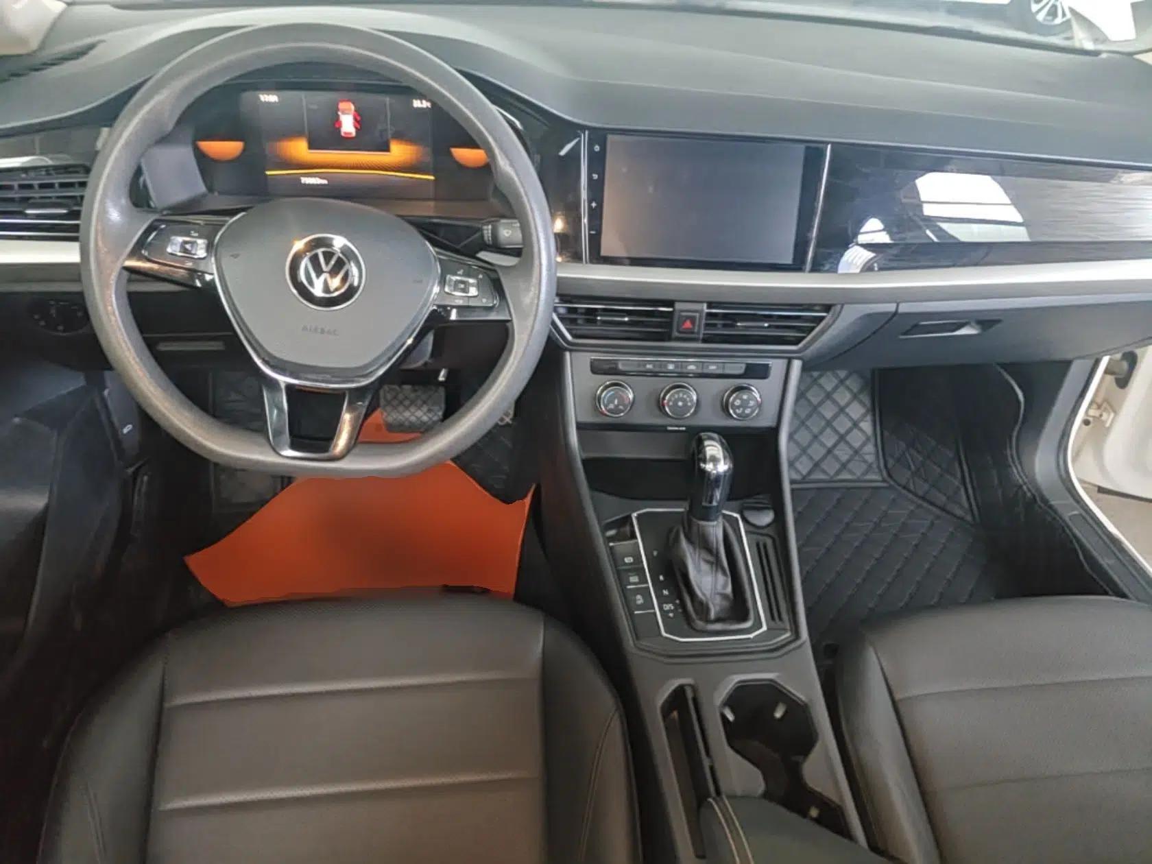 Volkswagen Lavida 2022 1.5L Automatic Comfort Edition — миниатюра 12