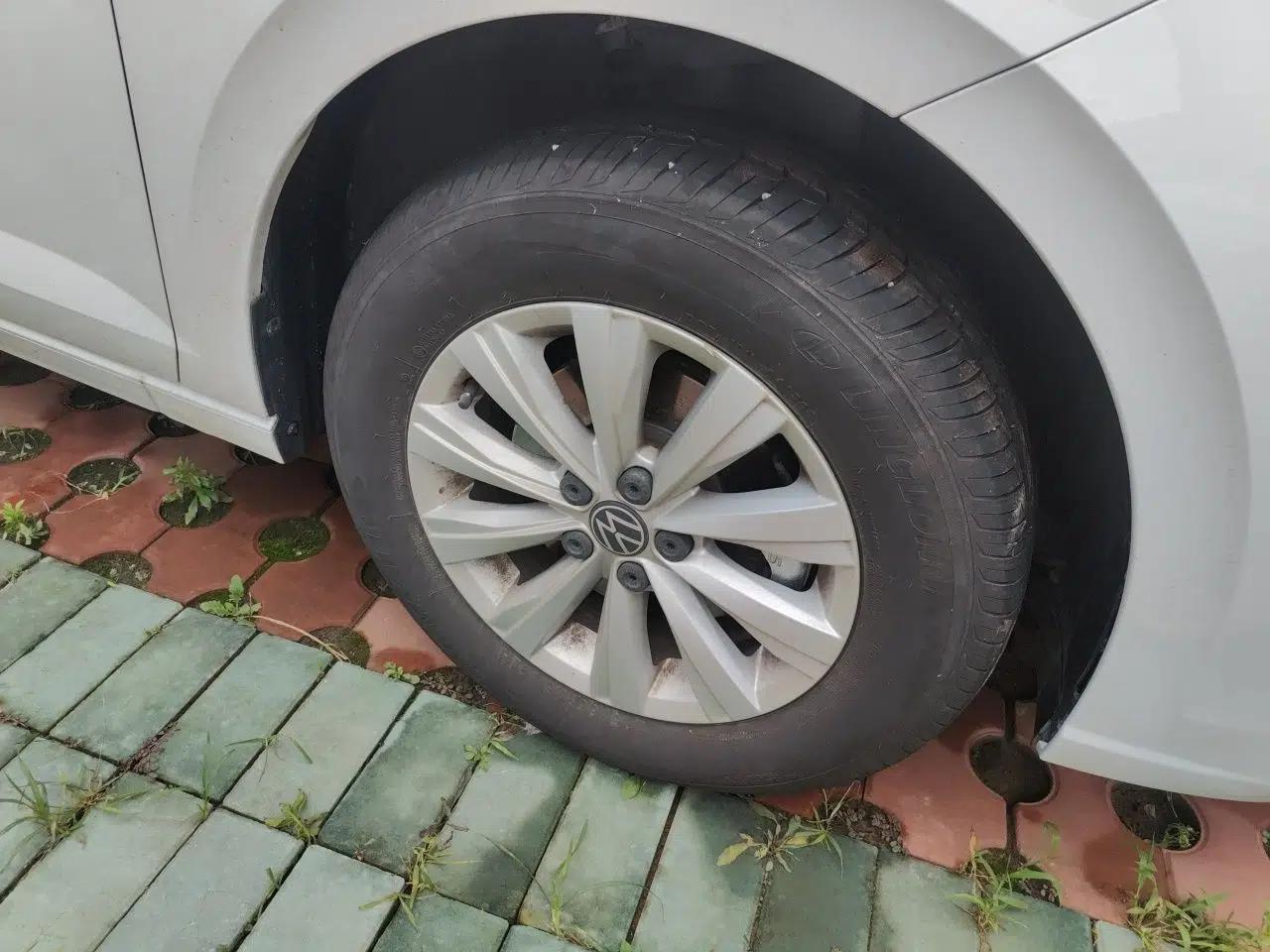 Volkswagen Lavida 2025 New Sharp 1.5L Outstanding New Edition — миниатюра 5