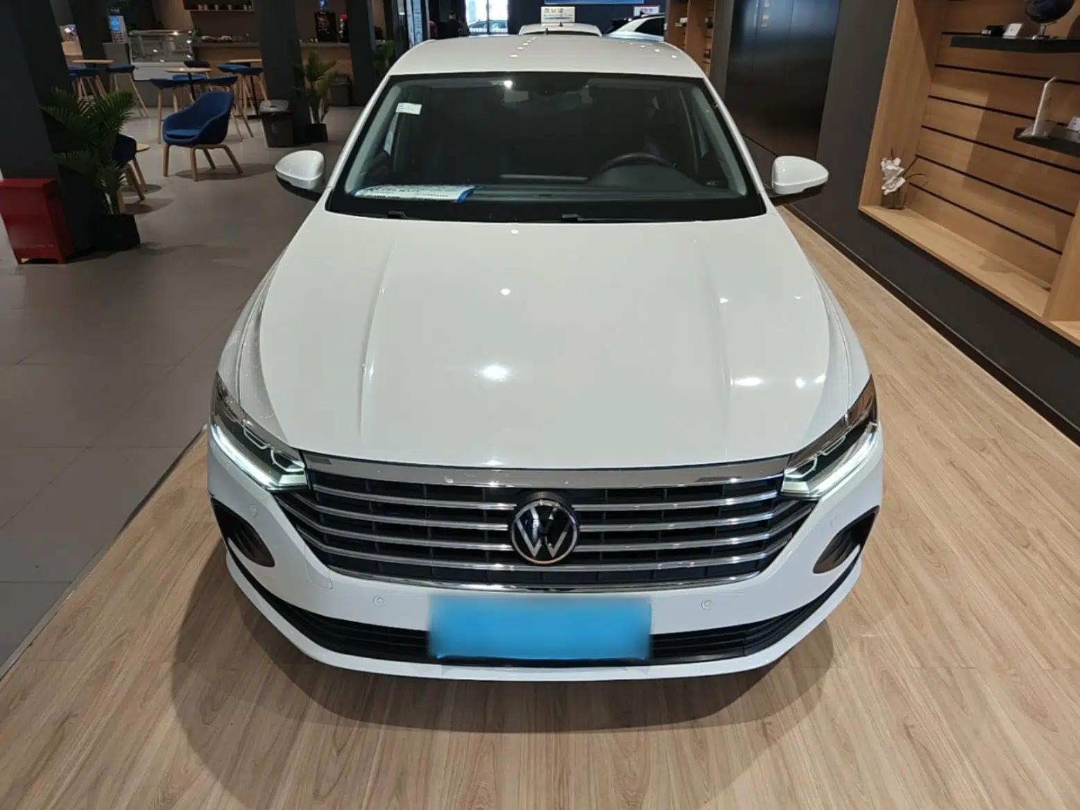 Volkswagen Lavida 2024 1.5L Automatic DeYi Edition — миниатюра 2
