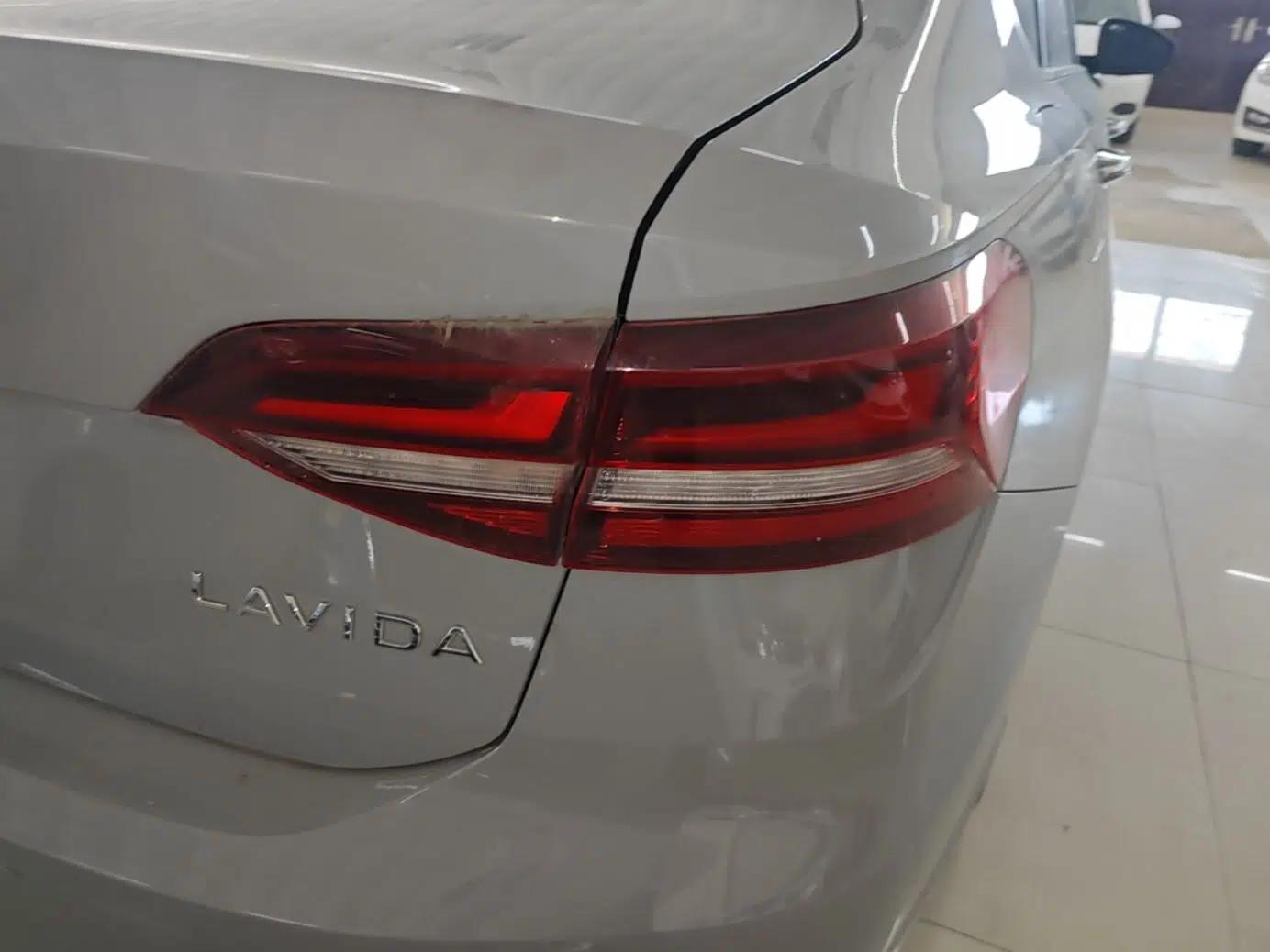 Volkswagen Lavida 2023 Revised Version 1.5L Automatic Starry Sky Edition – 5 Million Units — миниатюра 9