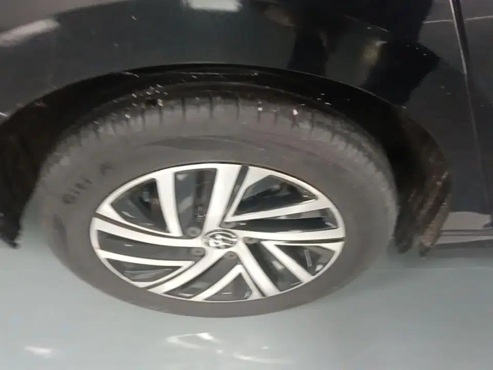 Volkswagen Lavida 2024 300TSI DSG Starry Sky Deluxe Edition — миниатюра 11