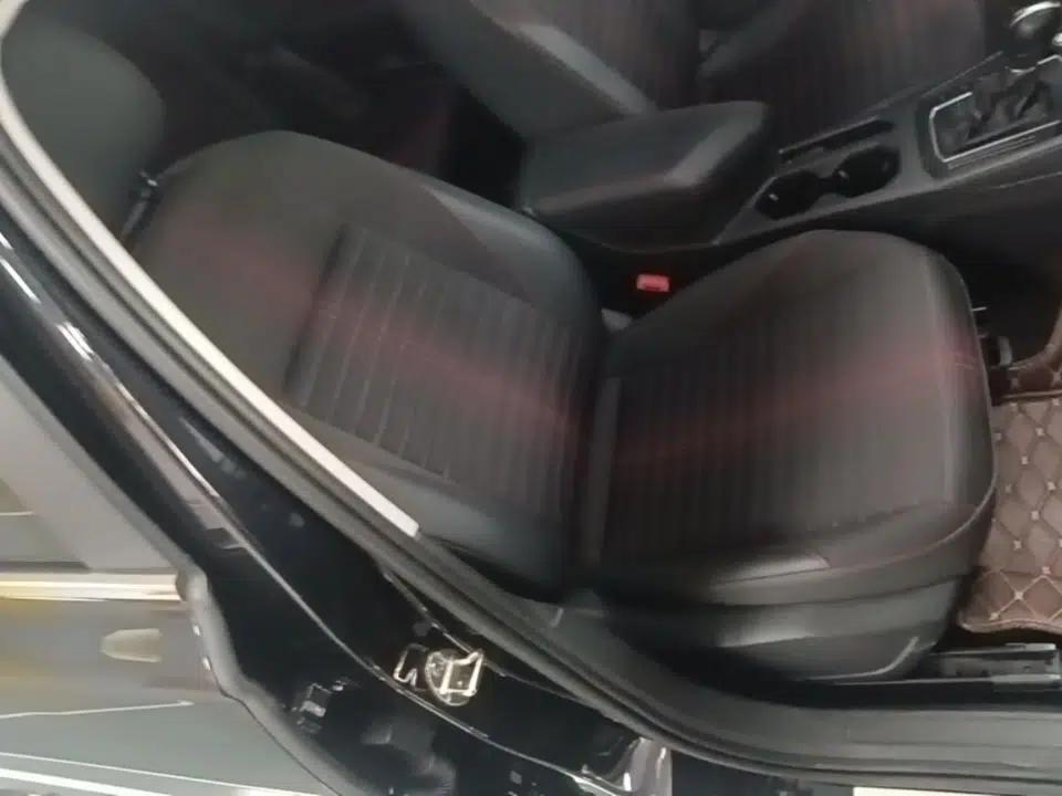 Volkswagen Lavida 2024 300TSI DSG Starry Sky Deluxe Edition — миниатюра 19