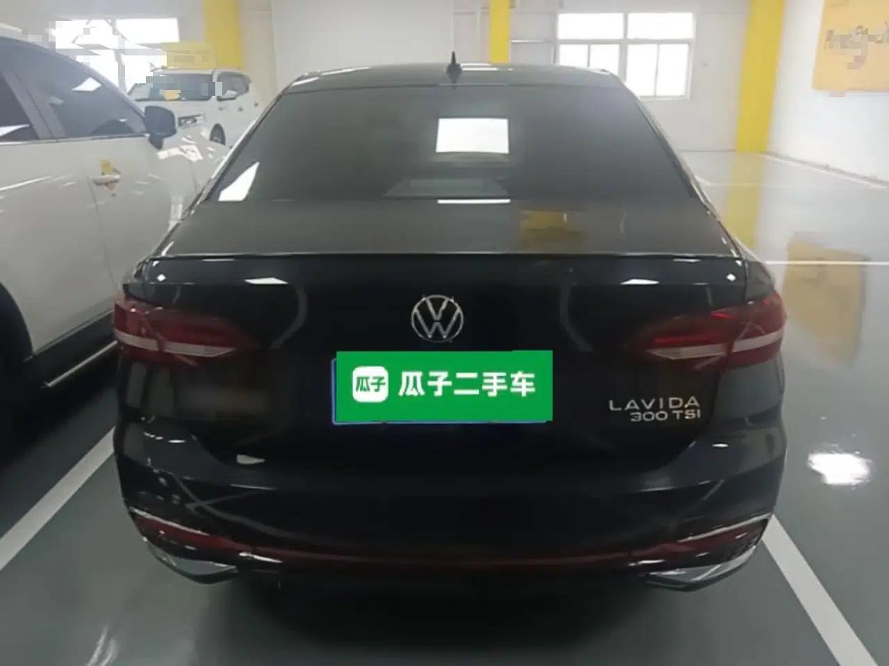 Volkswagen Lavida 2024 300TSI DSG Starry Sky Deluxe Edition — миниатюра 5