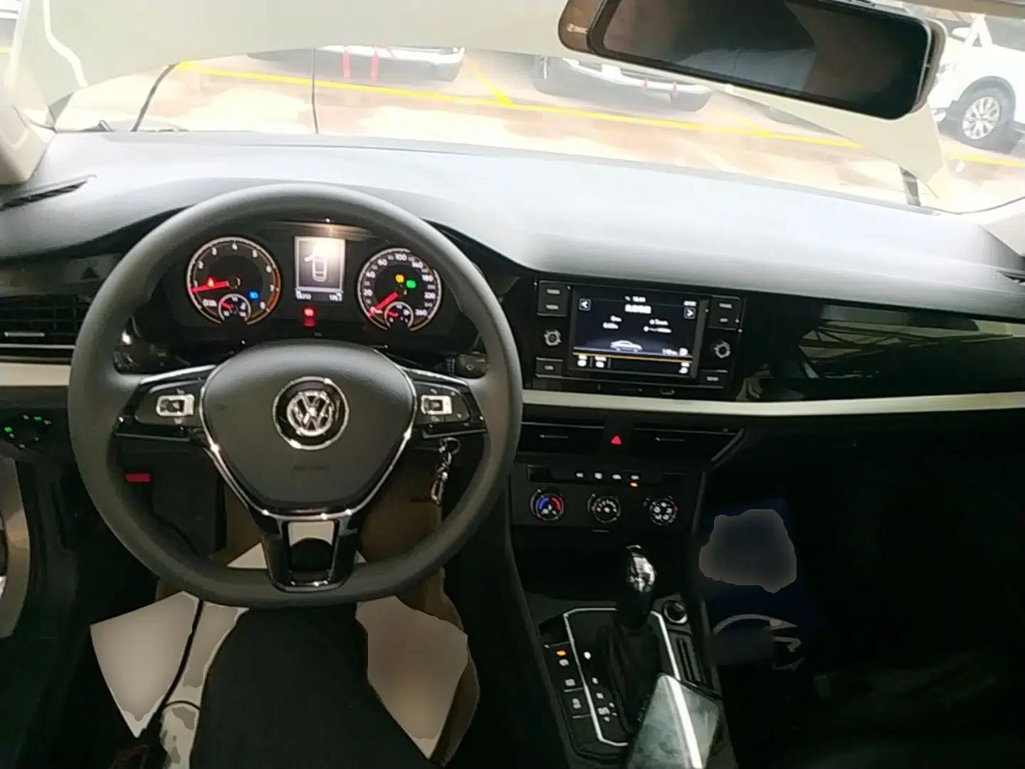 Volkswagen Lavida 2019 1.5L Automatic Comfort Edition China VI Standard — миниатюра 17