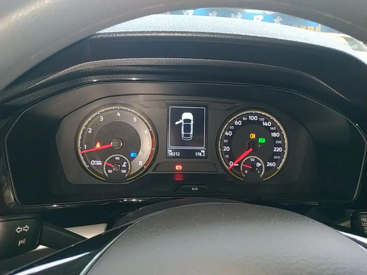 Volkswagen Lavida 2019 1.5L Automatic Comfort Edition China VI Standard — миниатюра 19