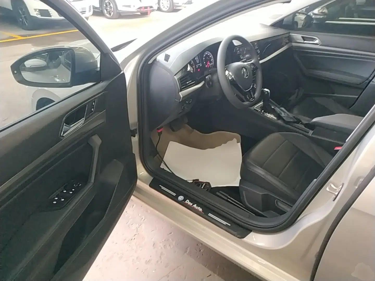 Volkswagen Lavida 2019 1.5L Automatic Comfort Edition China VI Standard — миниатюра 23