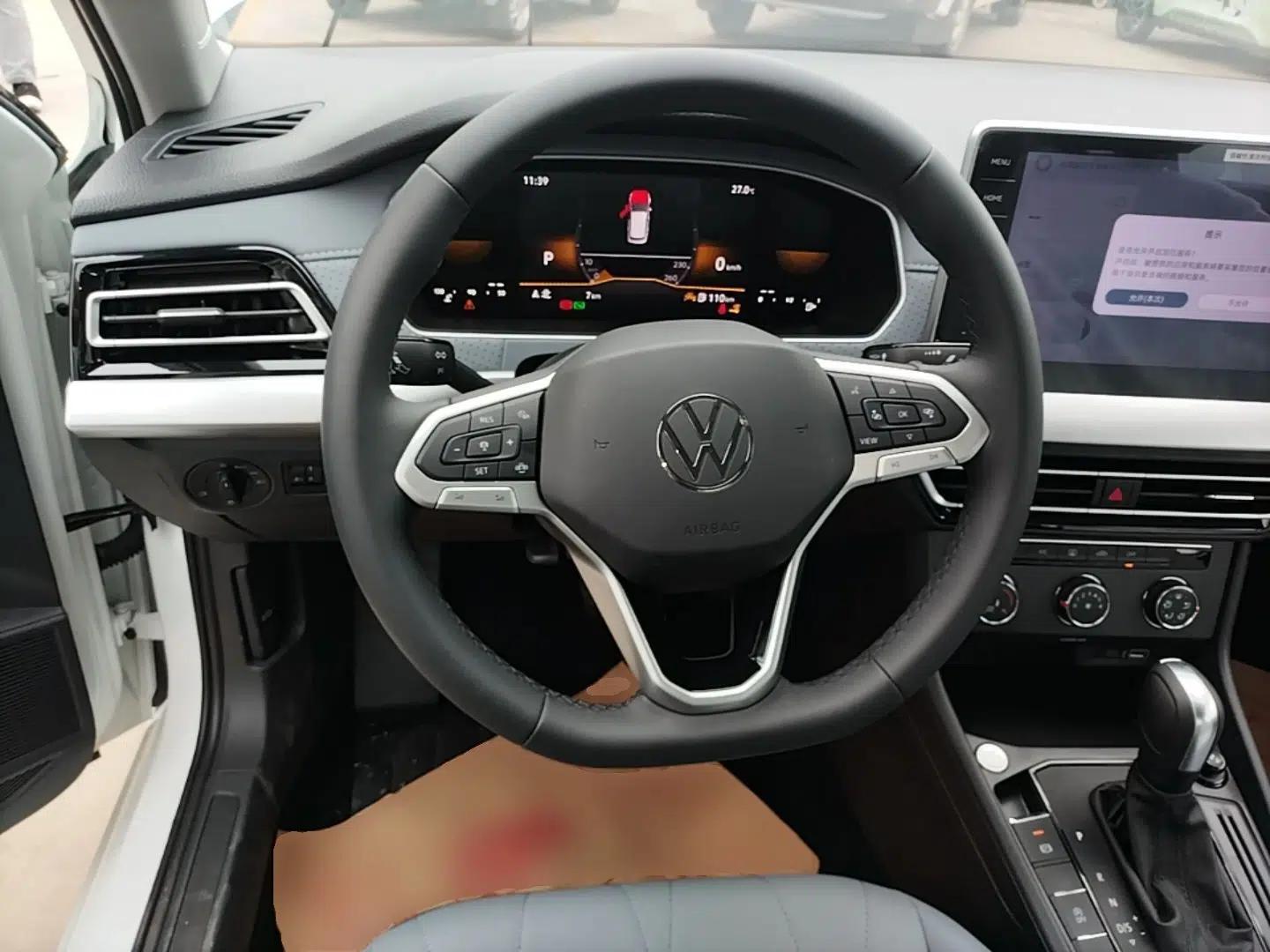 Volkswagen Lavida 2026 1.5L Automatic Starry Five-Million Edition — миниатюра 13