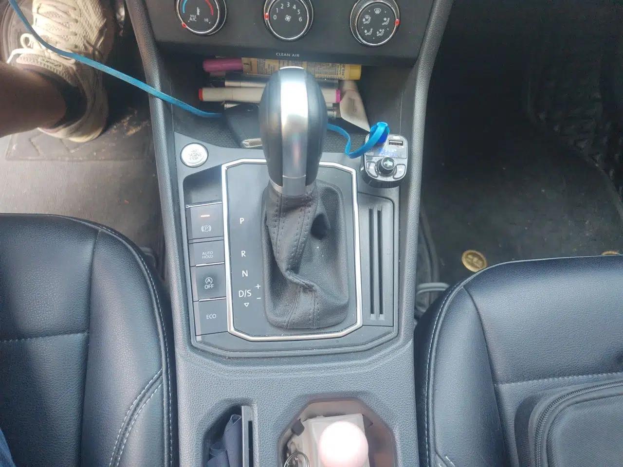 Volkswagen Lavida 2023 300TSI DSG Full-Comfort Edition — миниатюра 14