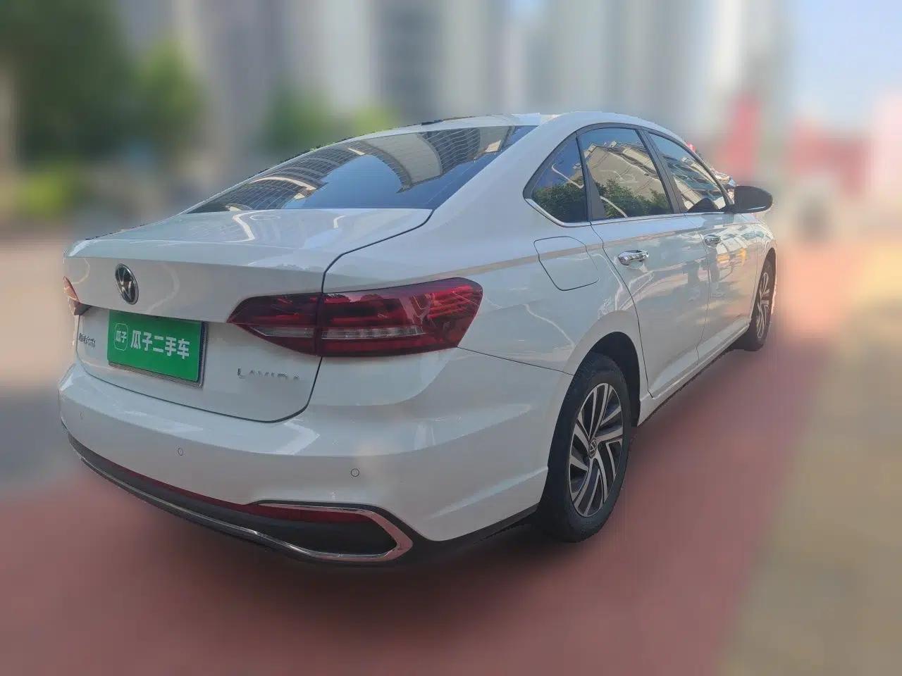 Volkswagen Lavida 2023 300TSI DSG Full-Comfort Edition — миниатюра 6