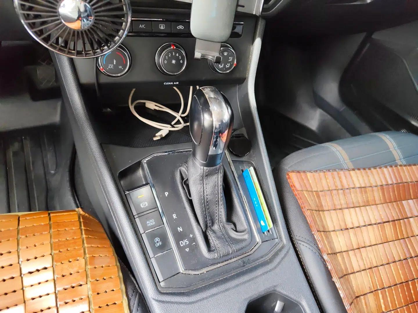 Volkswagen Lavida 2022 1.5L Automatic Vision Edition — миниатюра 14