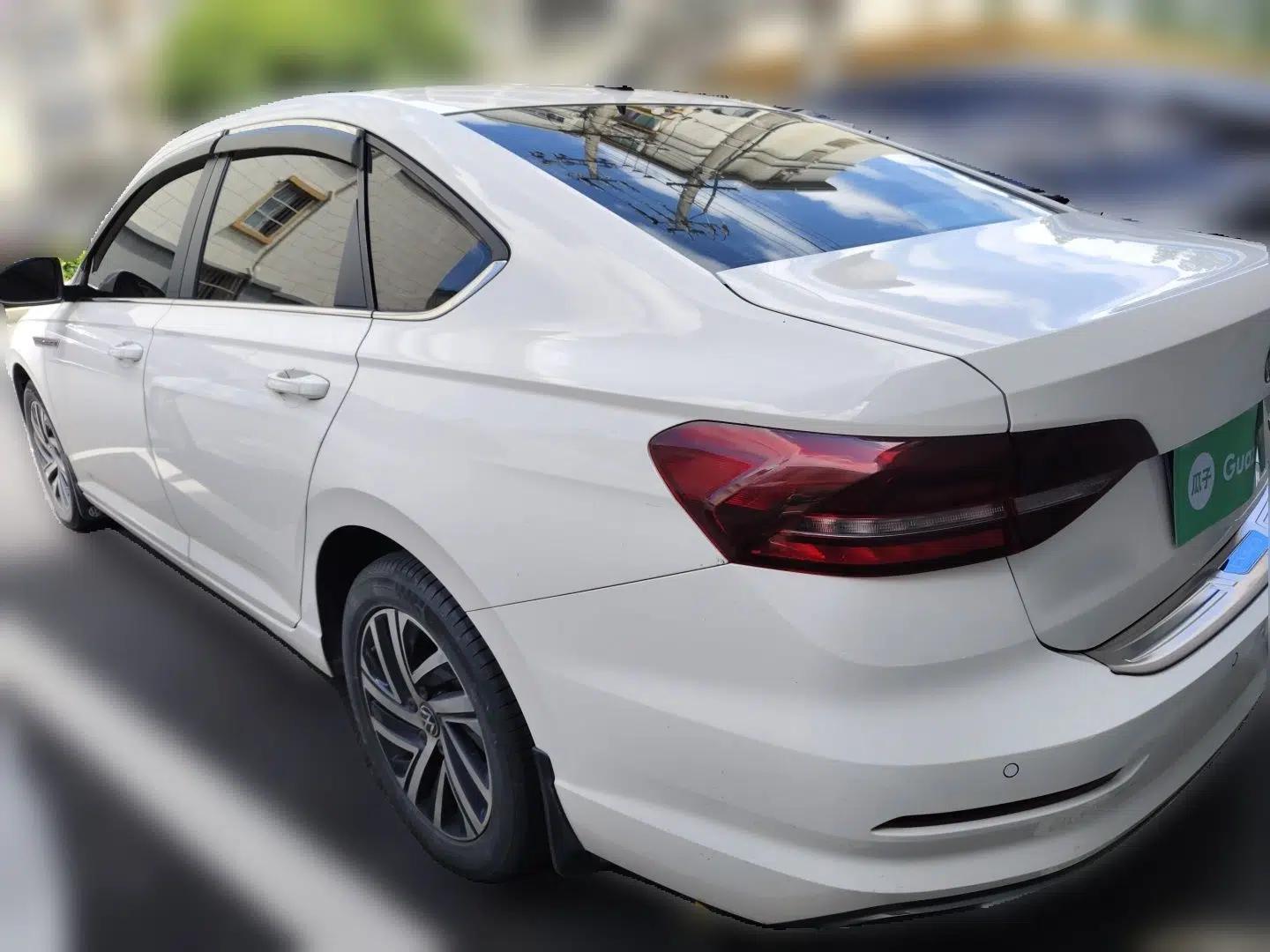 Volkswagen Lavida 2022 1.5L Automatic Vision Edition — миниатюра 4