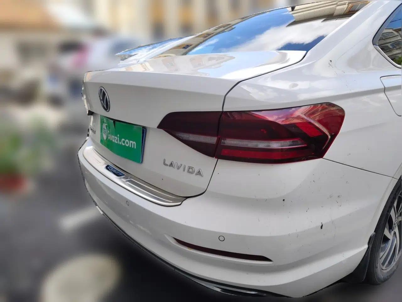 Volkswagen Lavida 2022 1.5L Automatic Vision Edition — миниатюра 5