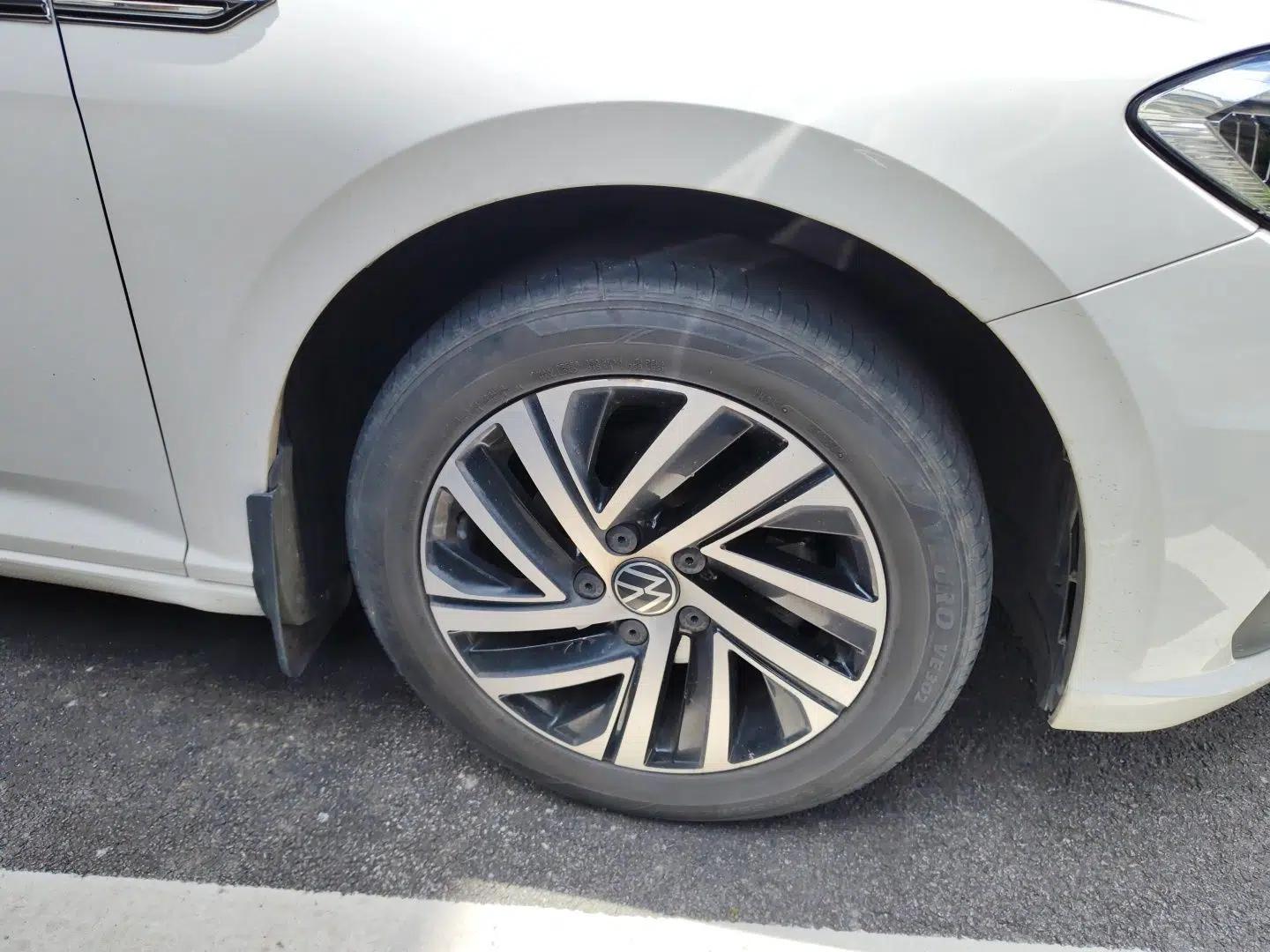 Volkswagen Lavida 2022 1.5L Automatic Vision Edition — миниатюра 8