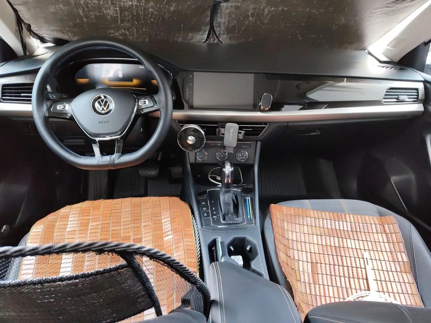 Volkswagen Lavida 2022 1.5L Automatic Vision Edition — миниатюра 9