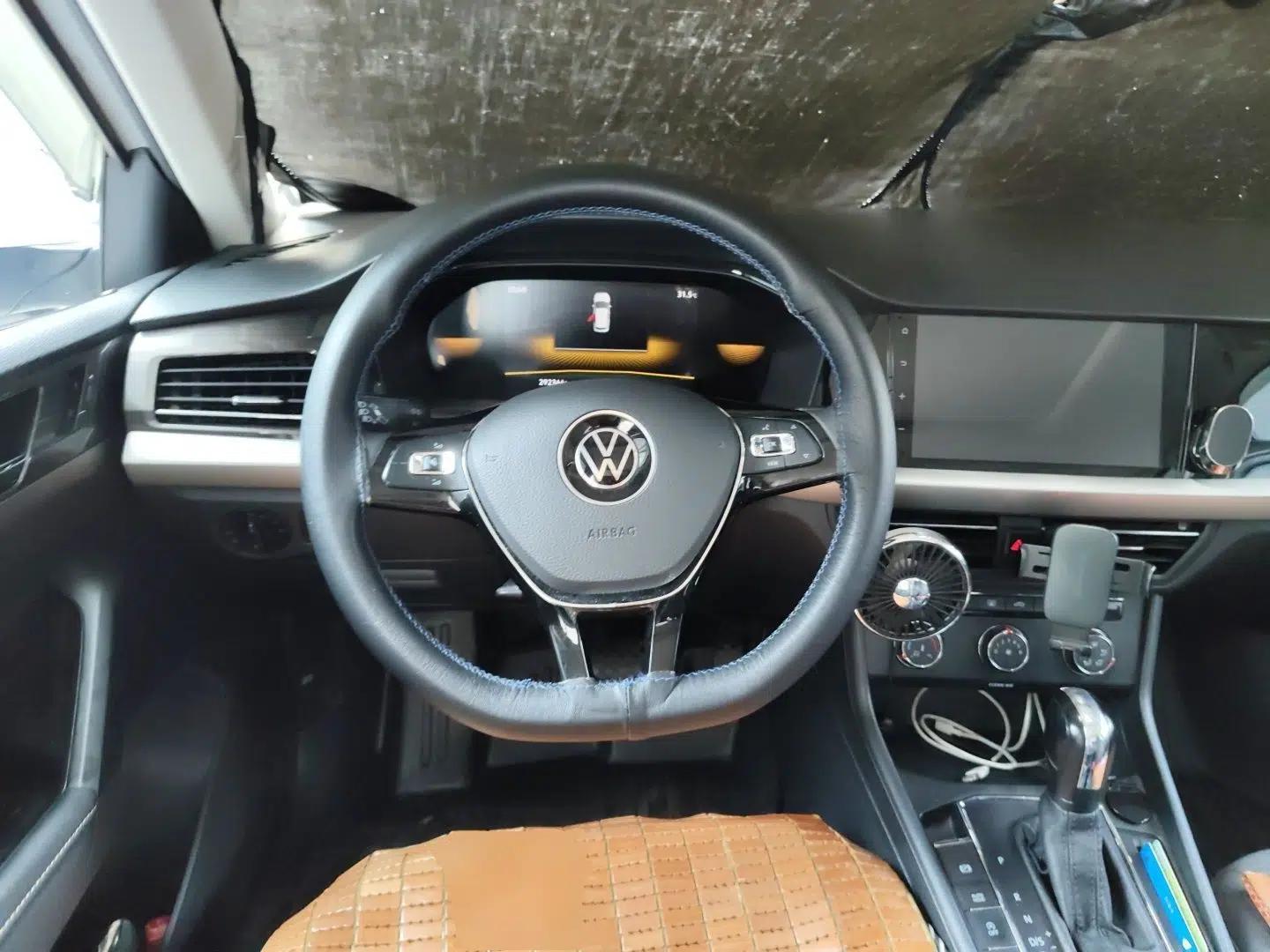 Volkswagen Lavida 2022 1.5L Automatic Vision Edition — миниатюра 10
