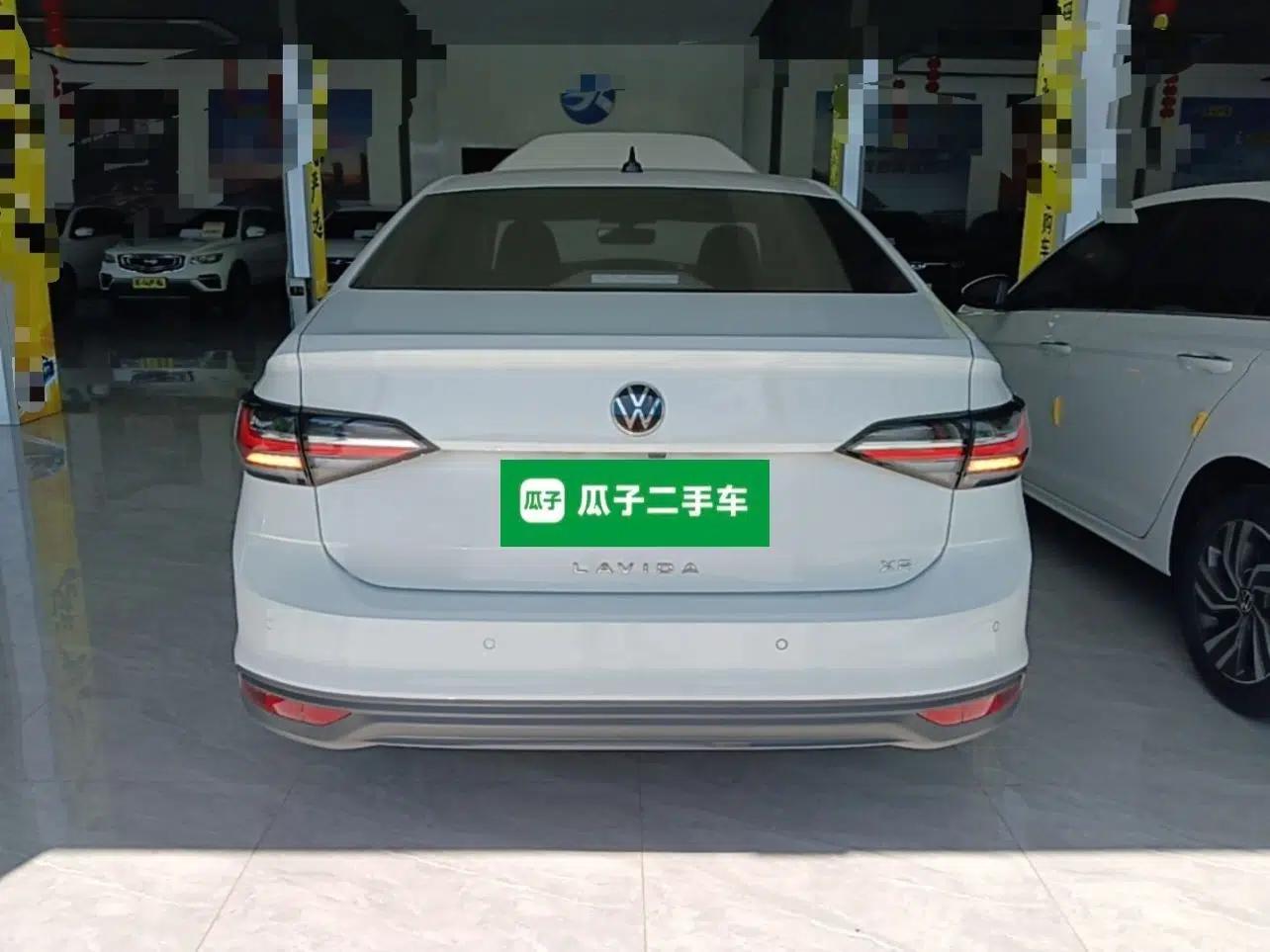Volkswagen Lavida 2023 New Rui 1.5L Automatic New Yi Edition — миниатюра 5