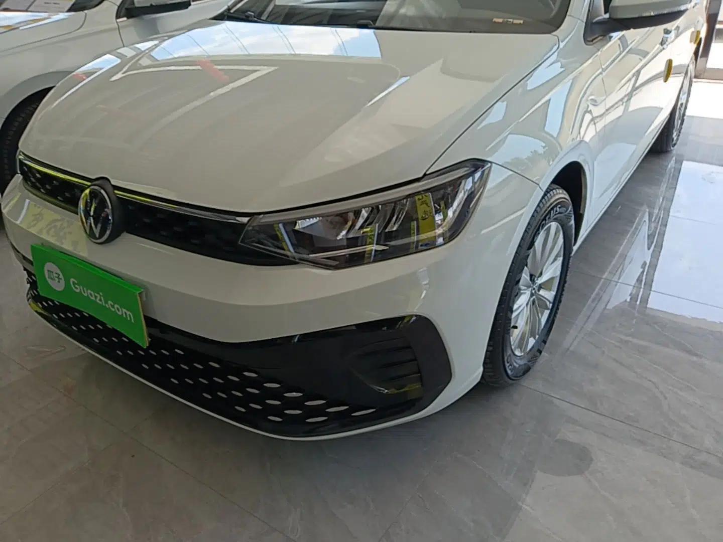 Volkswagen Lavida 2023 New Rui 1.5L Automatic New Yi Edition — миниатюра 8