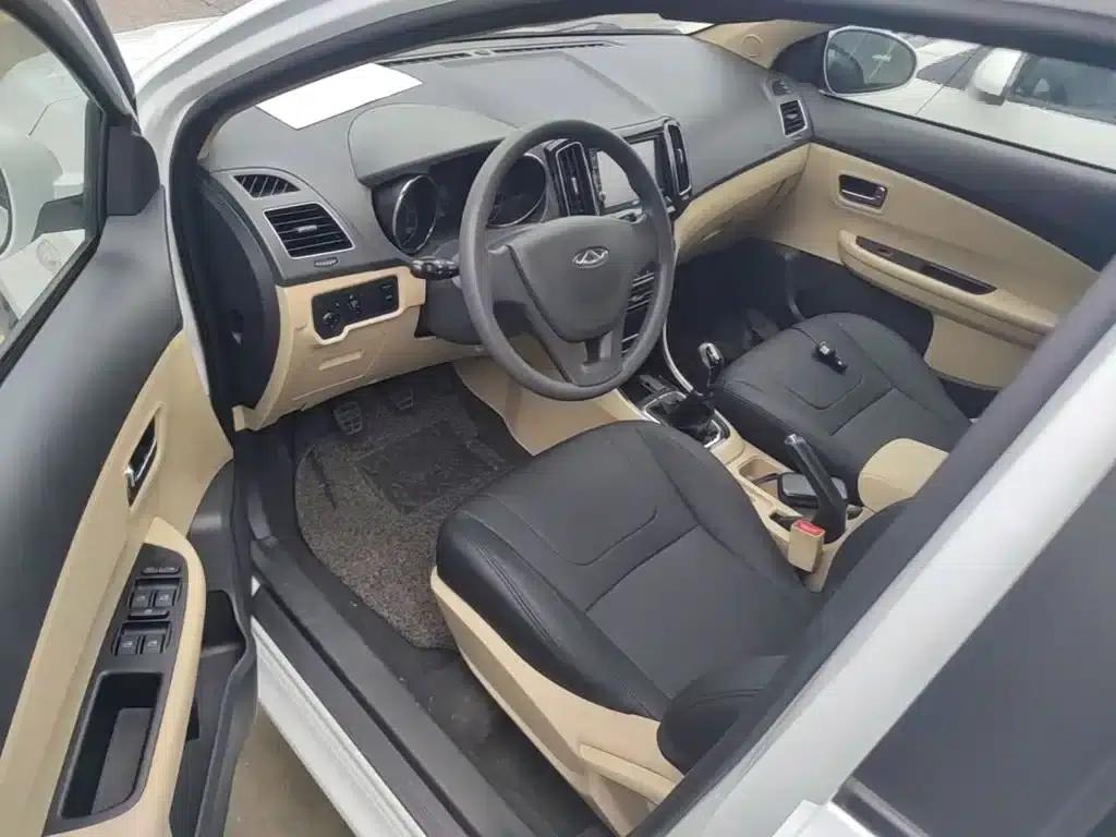 Chery E3 2015 1.5L Manual Fashion Edition — миниатюра 16
