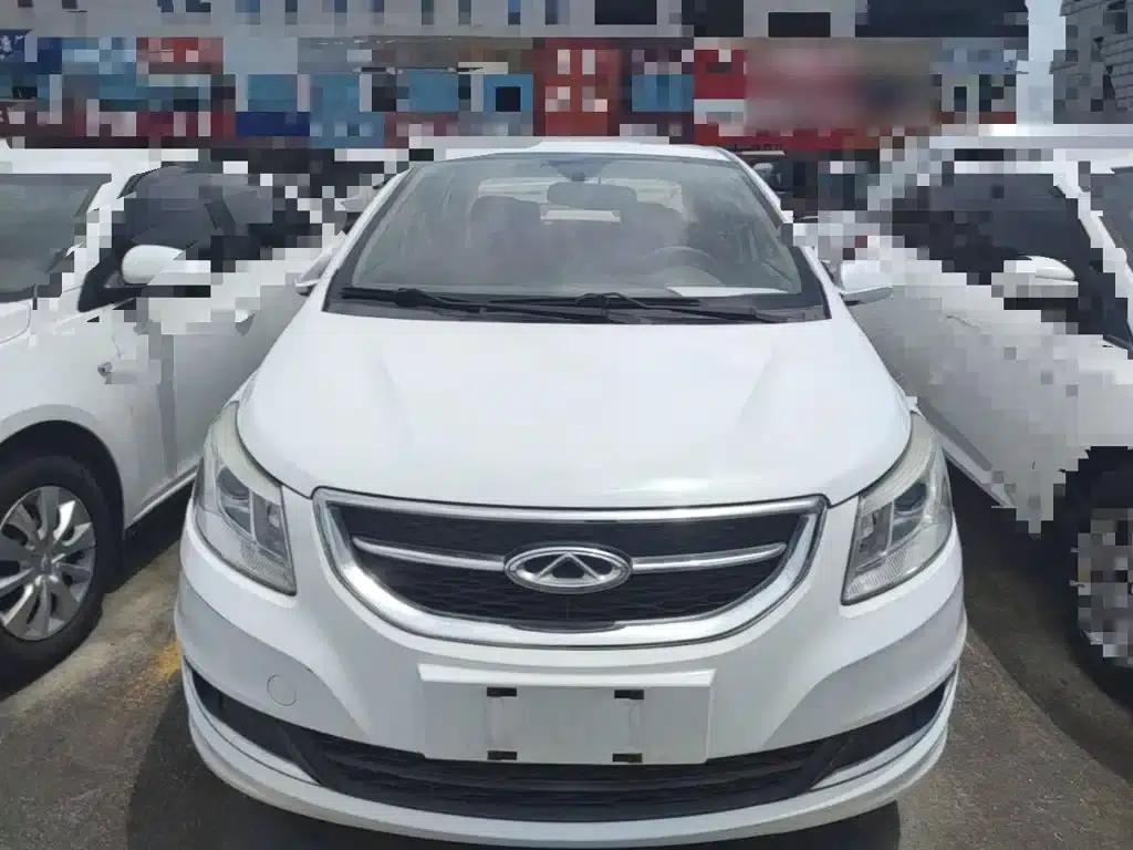 Chery E3 2015 1.5L Manual Fashion Edition — миниатюра 3