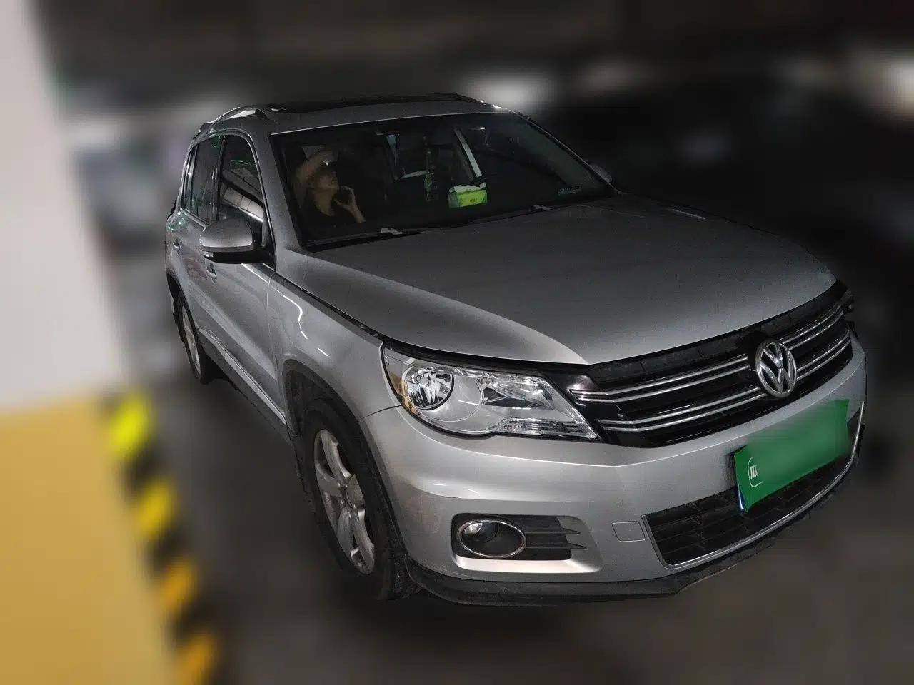 Volkswagen Tiguan 2012 1.8TSI Automatic Two-Wheel Drive Elite Edition — миниатюра 3