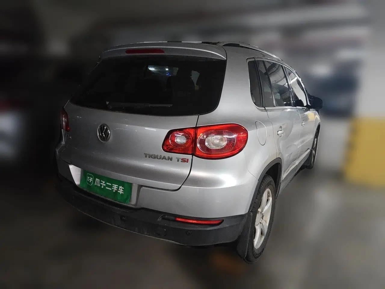 Volkswagen Tiguan 2012 1.8TSI Automatic Two-Wheel Drive Elite Edition — миниатюра 6