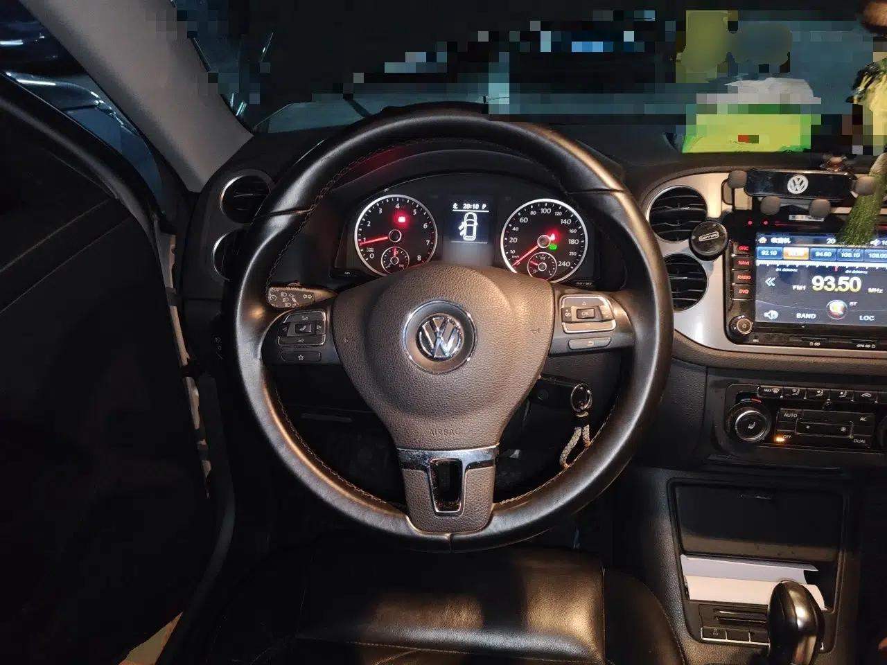 Volkswagen Tiguan 2012 1.8TSI Automatic Two-Wheel Drive Elite Edition — миниатюра 10