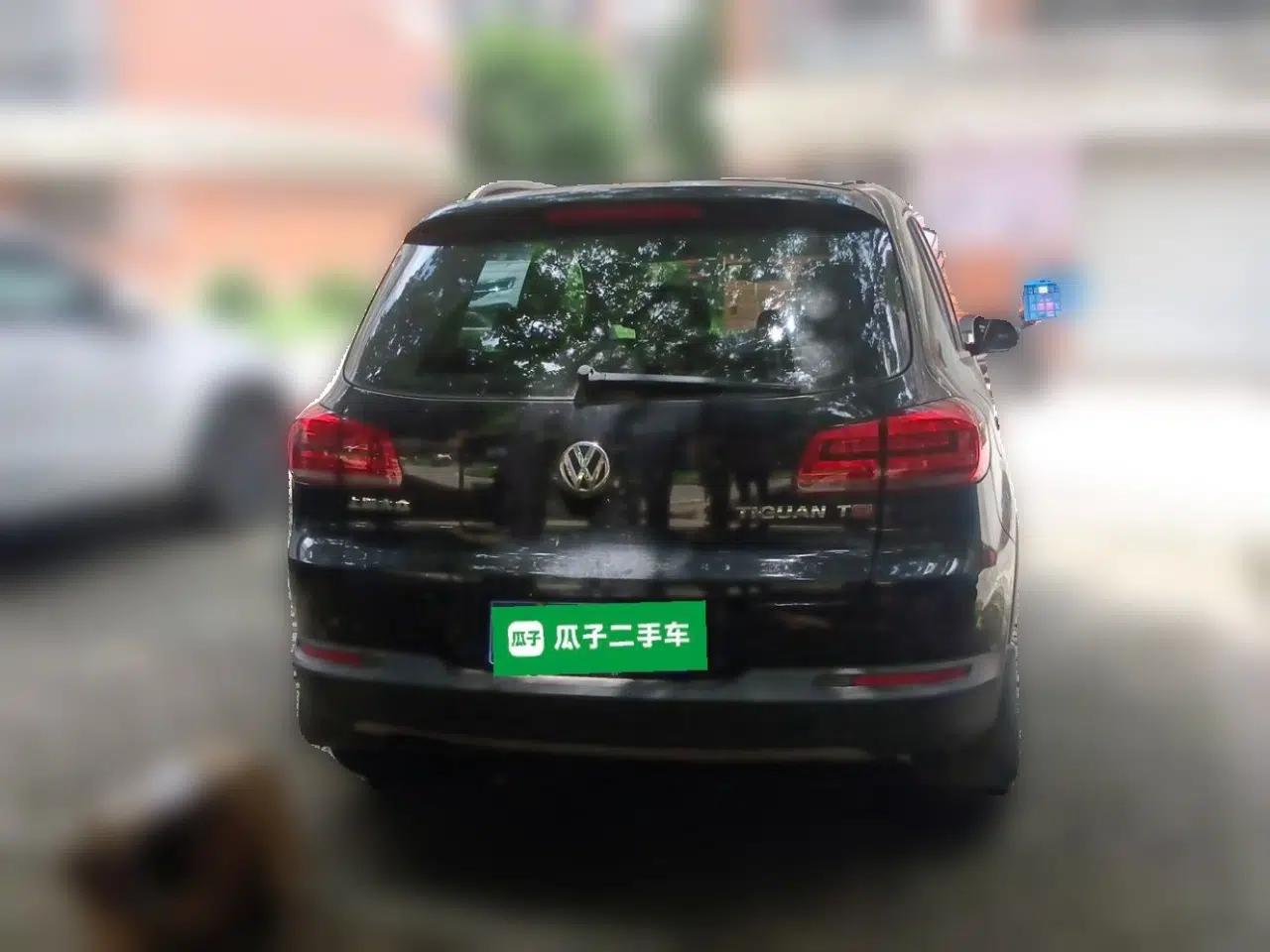Volkswagen Tiguan 2015 1.8TSI Automatic Two-Wheel Drive Luxury Model — миниатюра 5