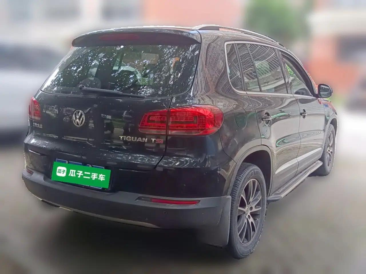 Volkswagen Tiguan 2015 1.8TSI Automatic Two-Wheel Drive Luxury Model — миниатюра 6