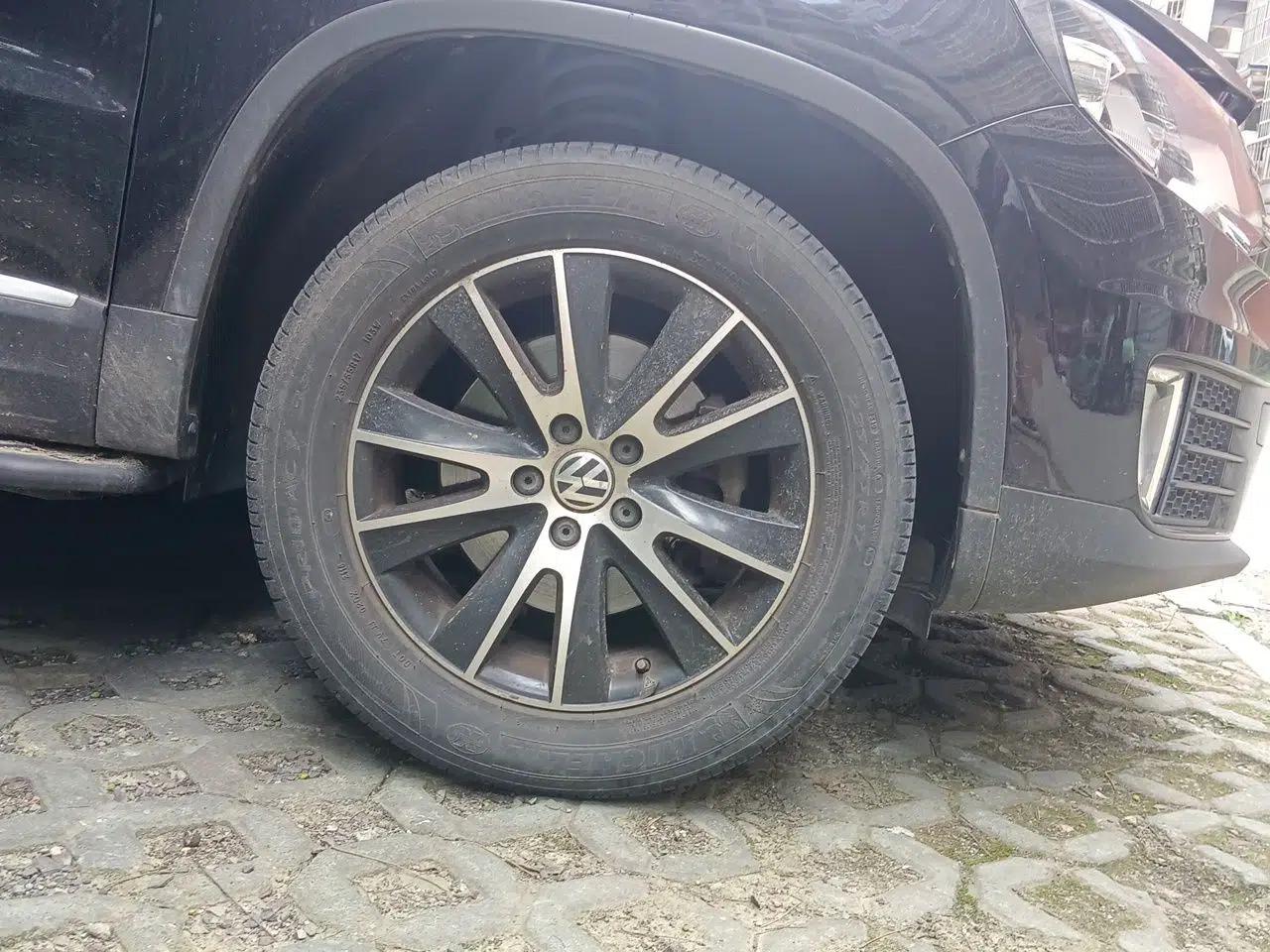 Volkswagen Tiguan 2015 1.8TSI Automatic Two-Wheel Drive Luxury Model — миниатюра 8