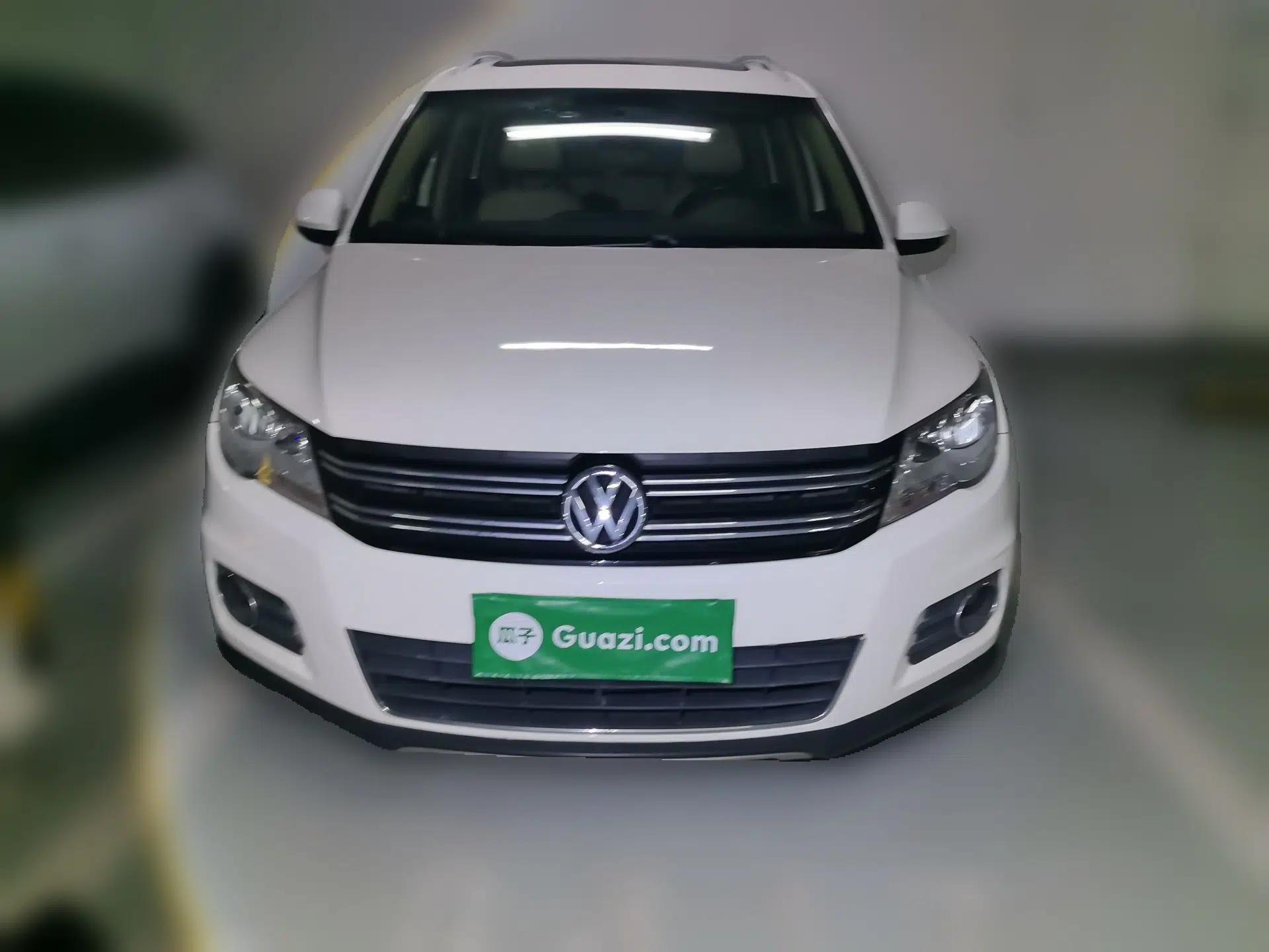 Volkswagen Tiguan 2012 1.8TSI Automatic All-Wheel Drive Elite Edition — миниатюра 2