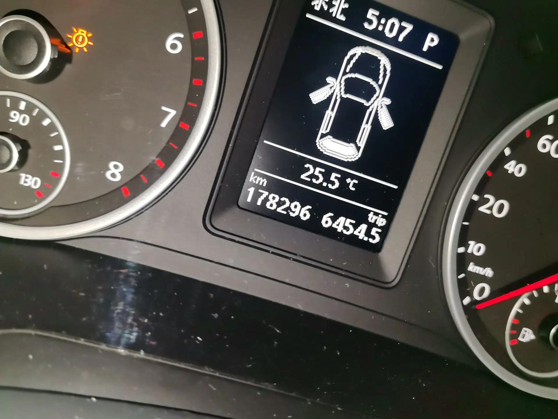 Volkswagen Tiguan 2012 1.8TSI Automatic All-Wheel Drive Elite Edition — миниатюра 12