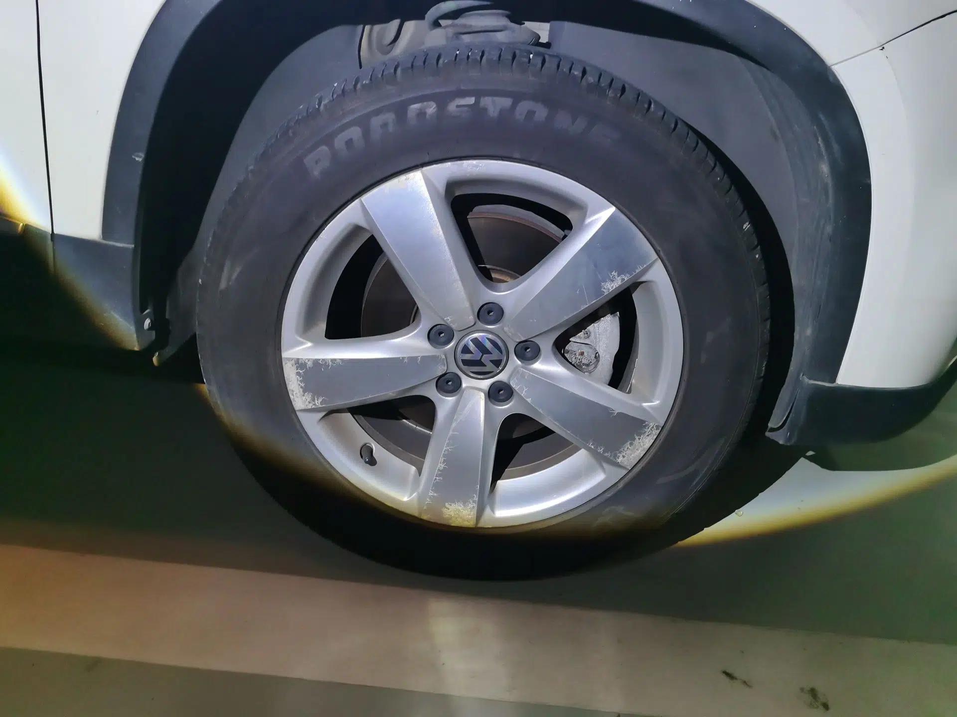Volkswagen Tiguan 2012 1.8TSI Automatic All-Wheel Drive Elite Edition — миниатюра 8