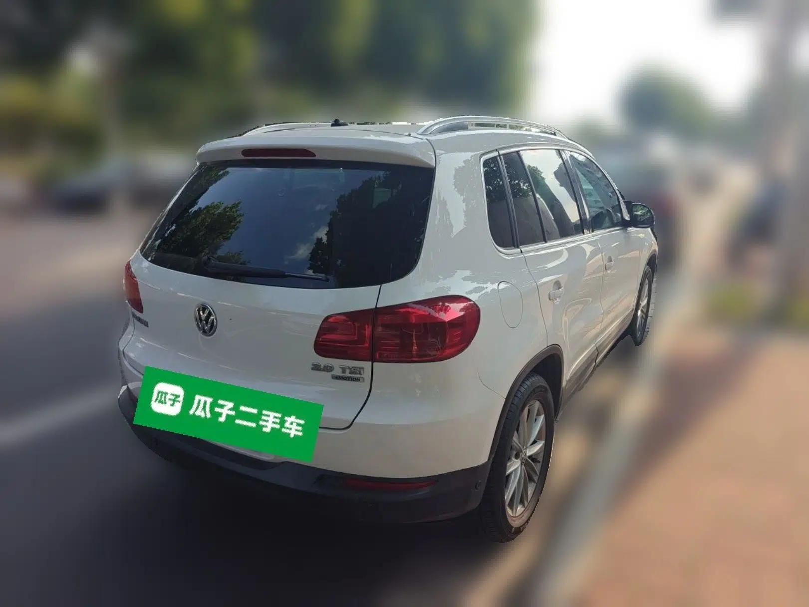 Volkswagen Tiguan 2012 2.0 TSI Comfort Edition — миниатюра 6