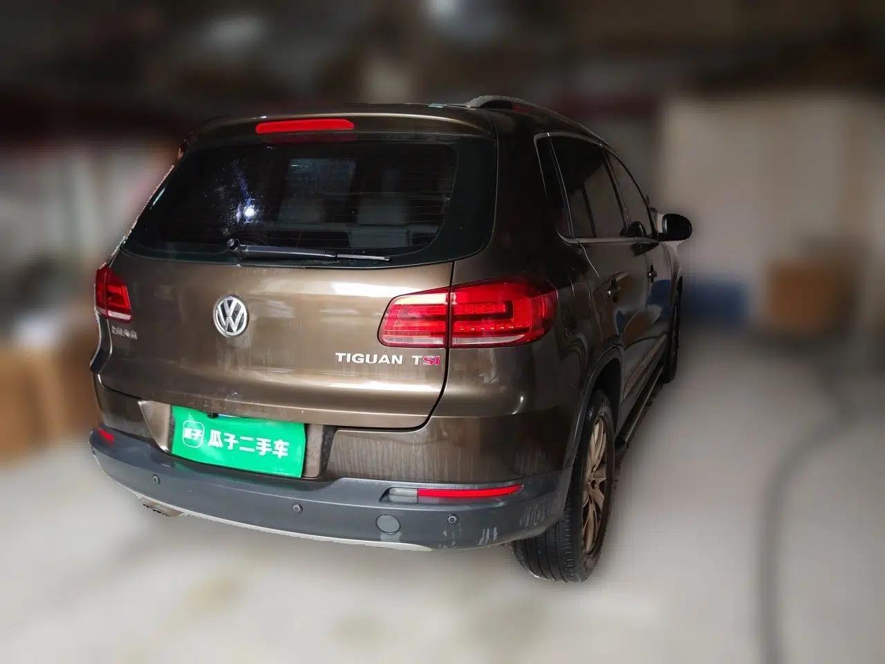 Volkswagen Tiguan 2015 1.8TSI Automatic Two-Wheel Drive Luxury Model — миниатюра 6