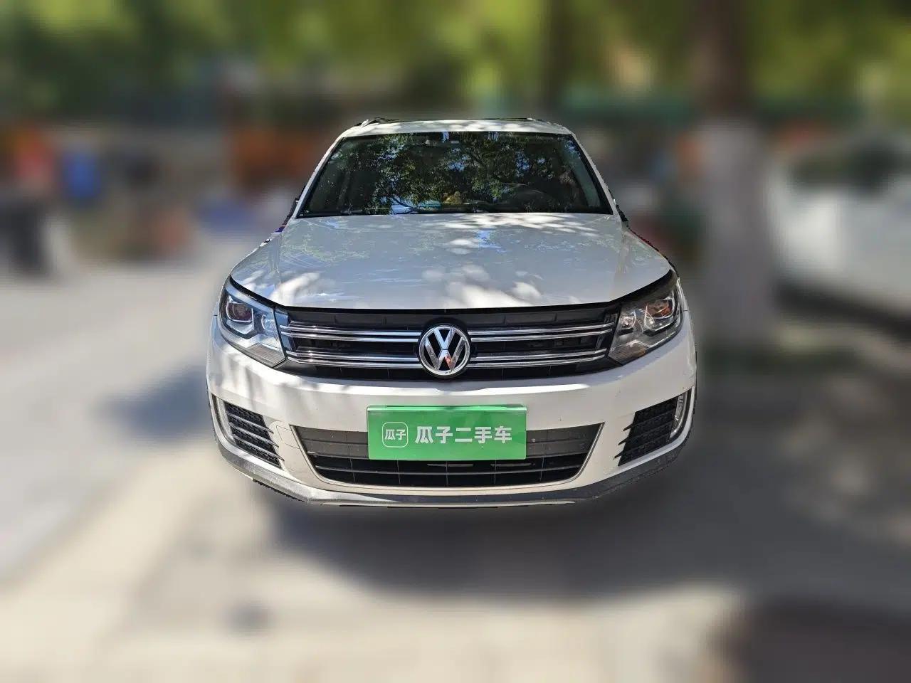 Volkswagen Tiguan 2015 1.8TSI Automatic Two-Wheel Drive Luxury Model — миниатюра 2