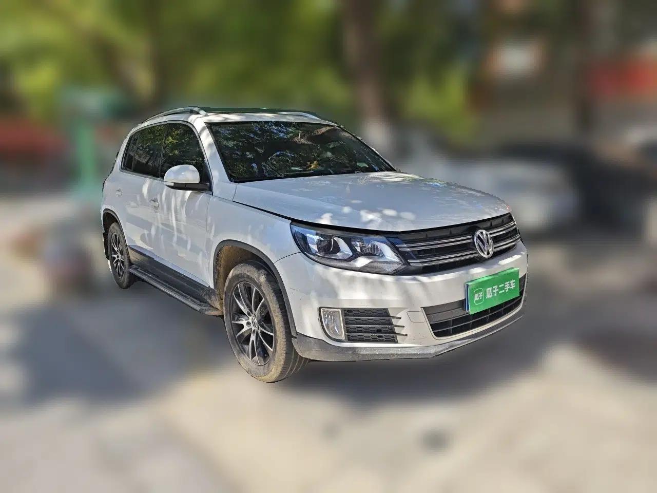 Volkswagen Tiguan 2015 1.8TSI Automatic Two-Wheel Drive Luxury Model — миниатюра 3
