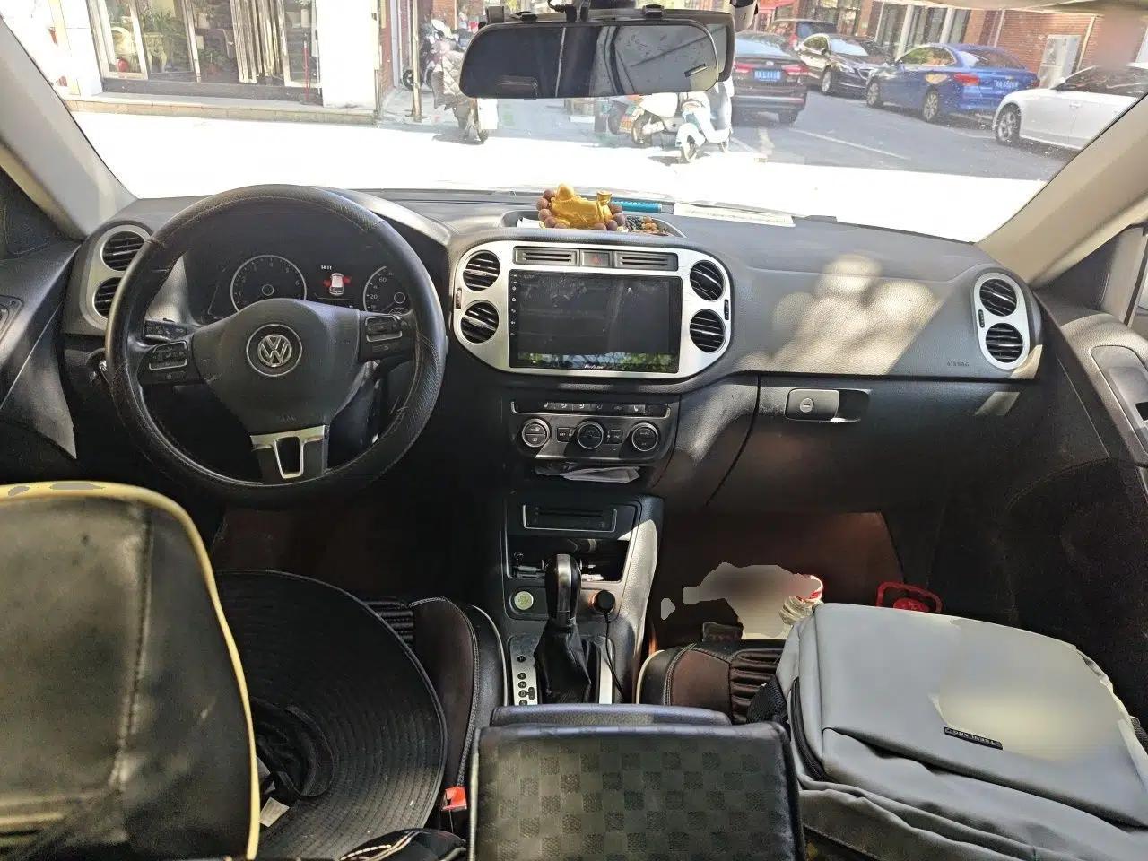 Volkswagen Tiguan 2015 1.8TSI Automatic Two-Wheel Drive Luxury Model — миниатюра 9