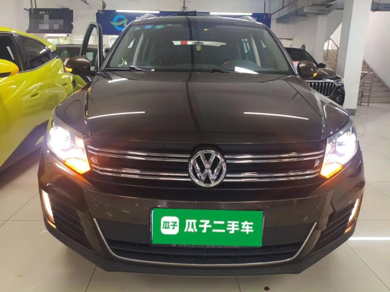 Volkswagen Tiguan 2015 1.8TSI Automatic Two-Wheel Drive Luxury Model — миниатюра 2