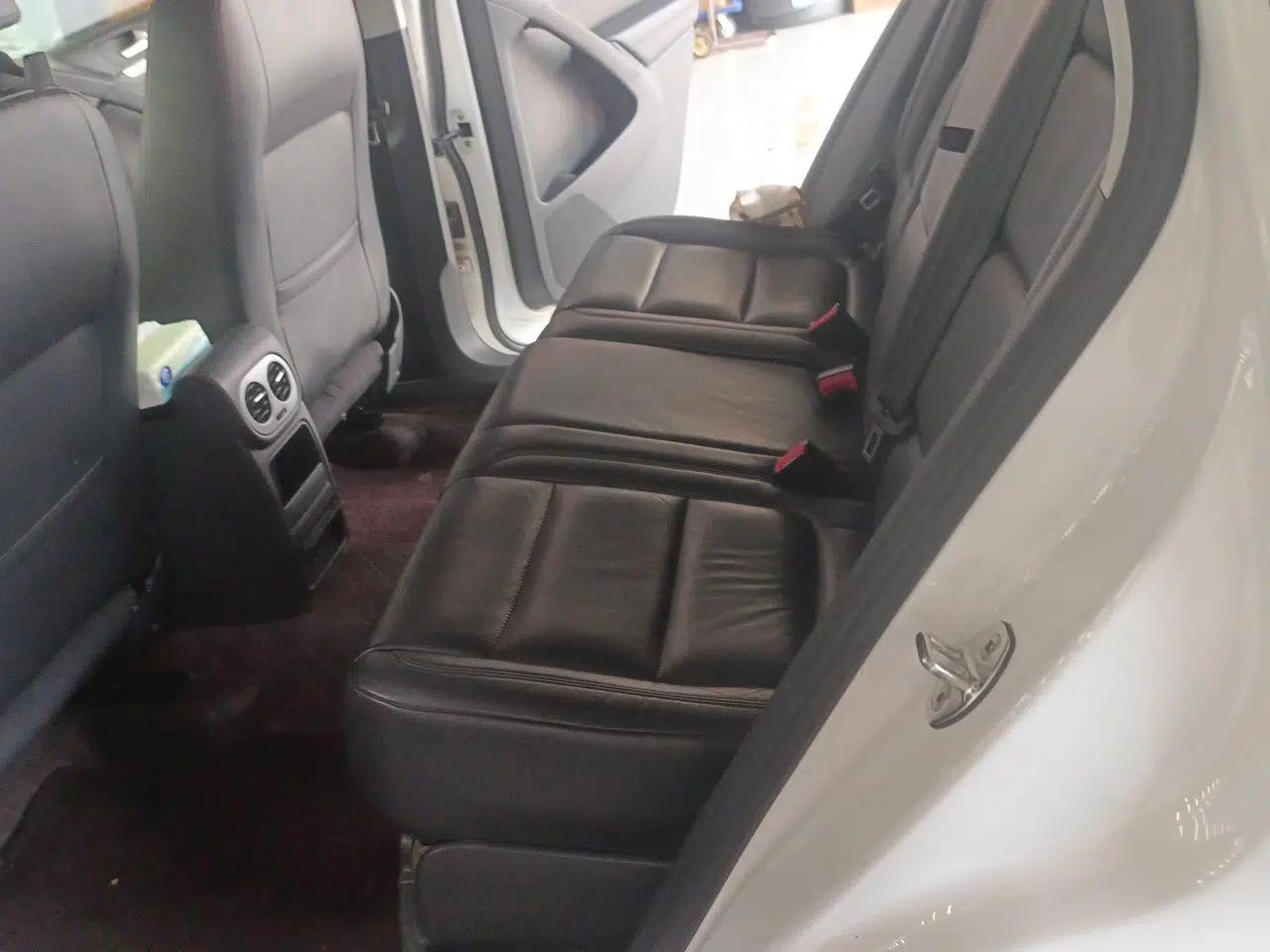 Volkswagen Tiguan 2015 1.8TSI Automatic Two-Wheel Drive Comfort Edition — миниатюра 17