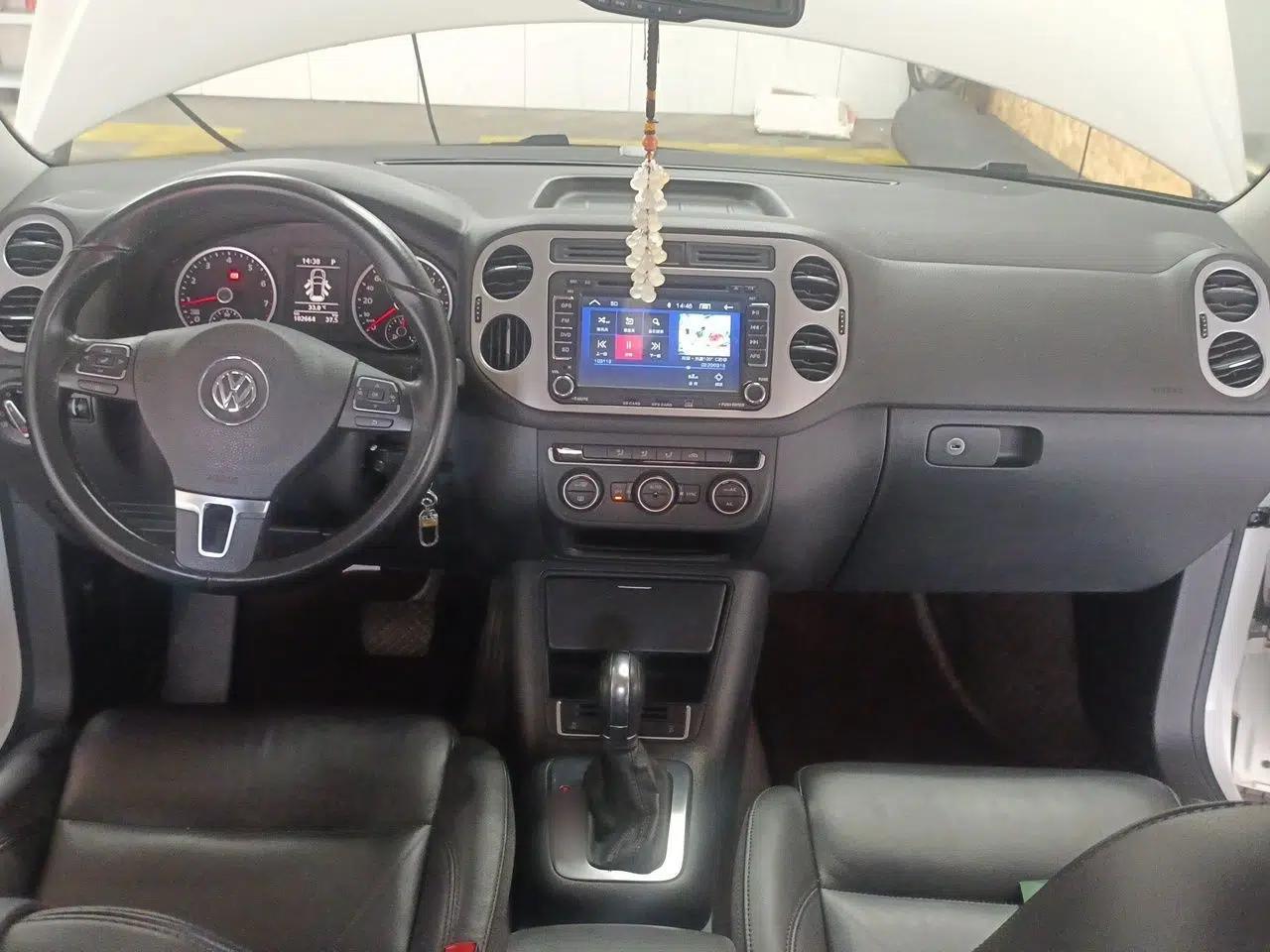 Volkswagen Tiguan 2015 1.8TSI Automatic Two-Wheel Drive Comfort Edition — миниатюра 9