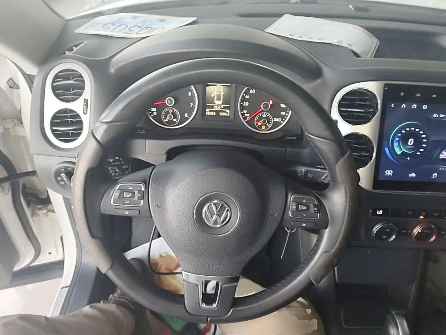 Volkswagen Tiguan 2015 1.8TSI Automatic All-Wheel Drive Style Vision Edition — миниатюра 13