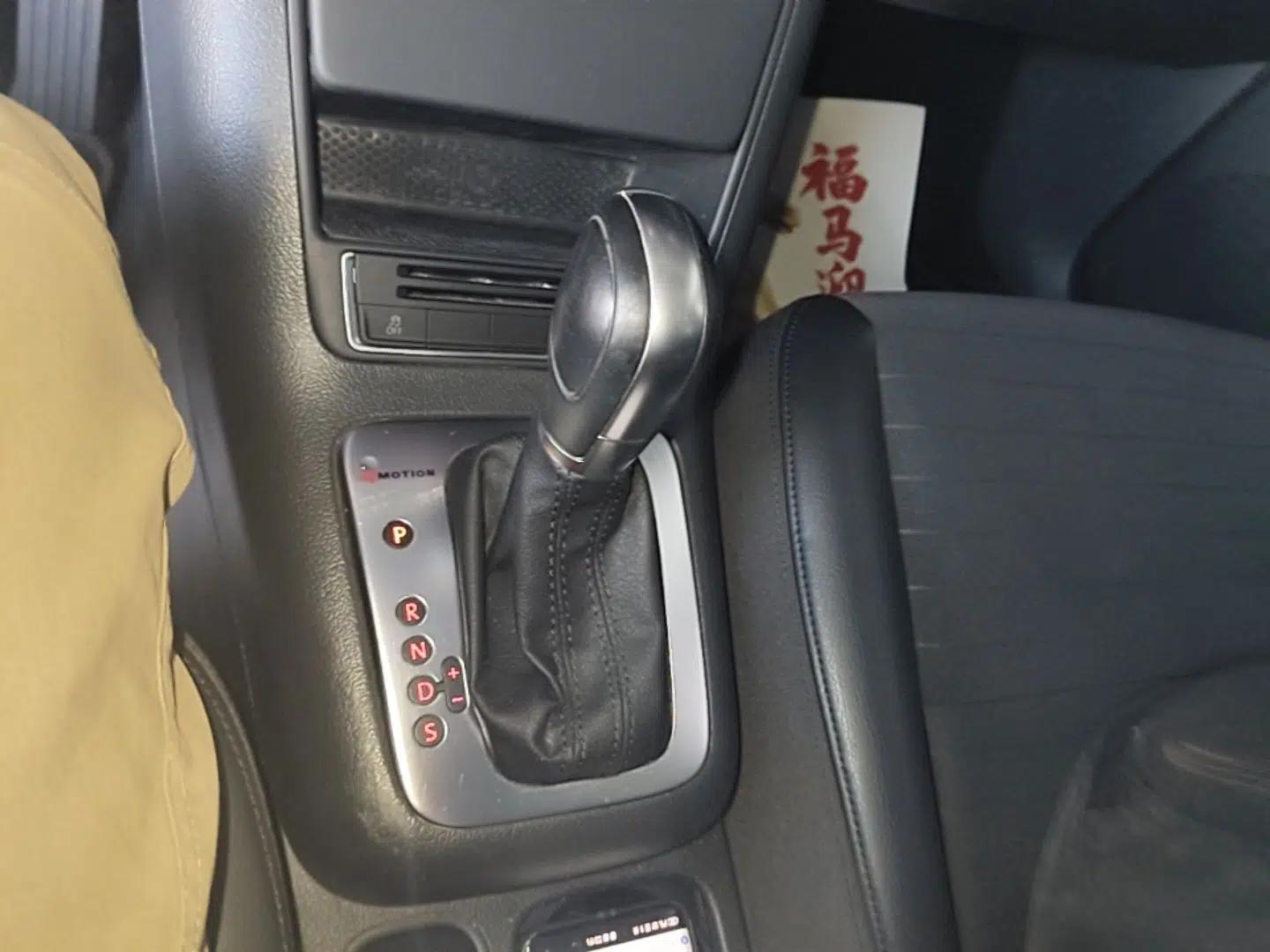 Volkswagen Tiguan 2015 1.8TSI Automatic All-Wheel Drive Style Vision Edition — миниатюра 16