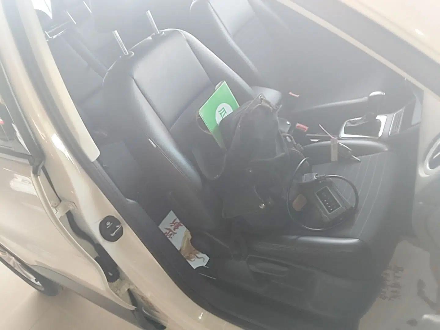 Volkswagen Tiguan 2015 1.8TSI Automatic All-Wheel Drive Style Vision Edition — миниатюра 19