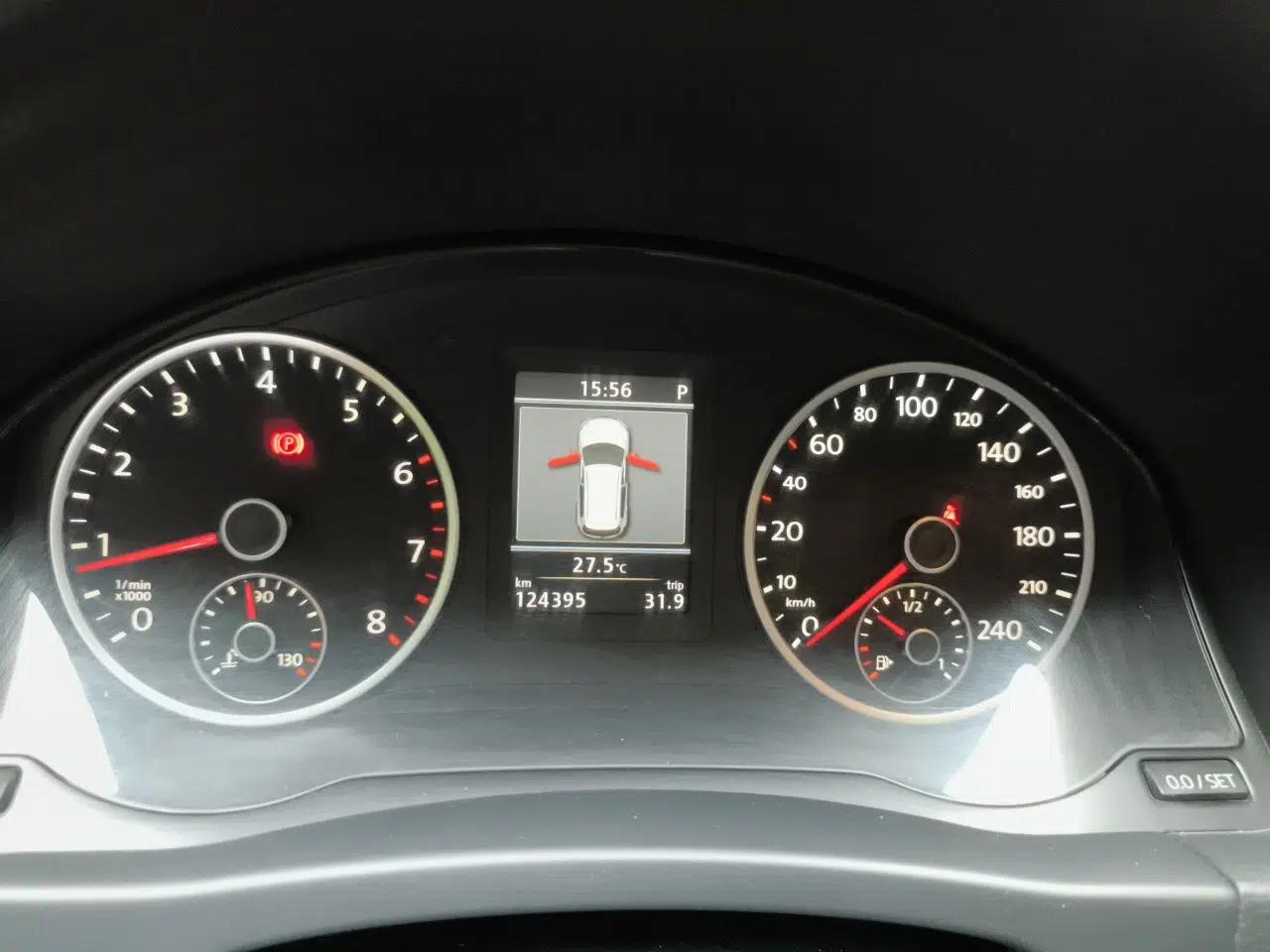 Volkswagen Tiguan 2013 1.8TSI Automatic Two-Wheel Drive Luxury Model — миниатюра 11