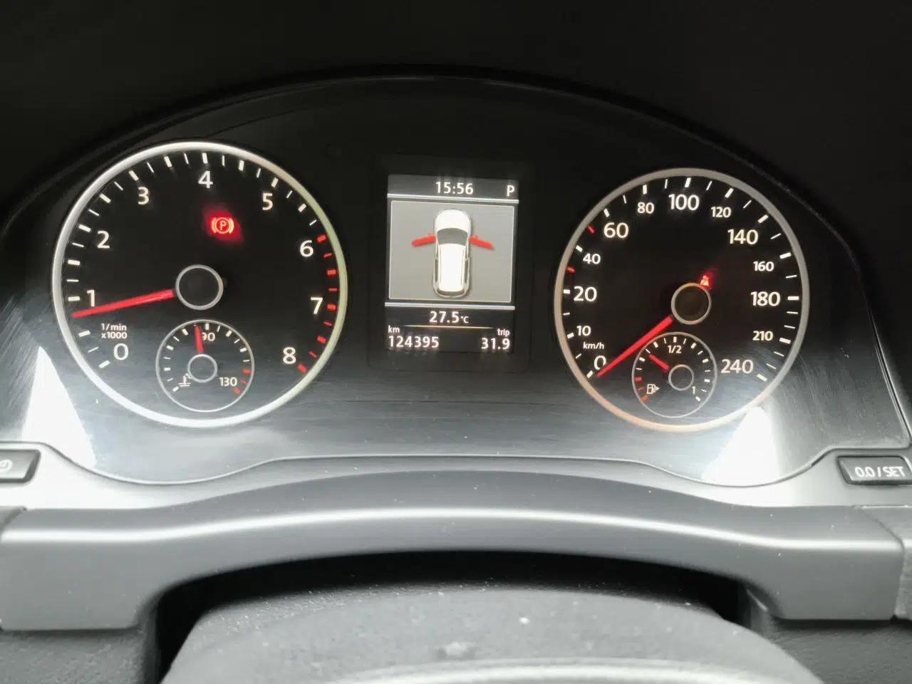 Volkswagen Tiguan 2013 1.8TSI Automatic Two-Wheel Drive Luxury Model — миниатюра 12