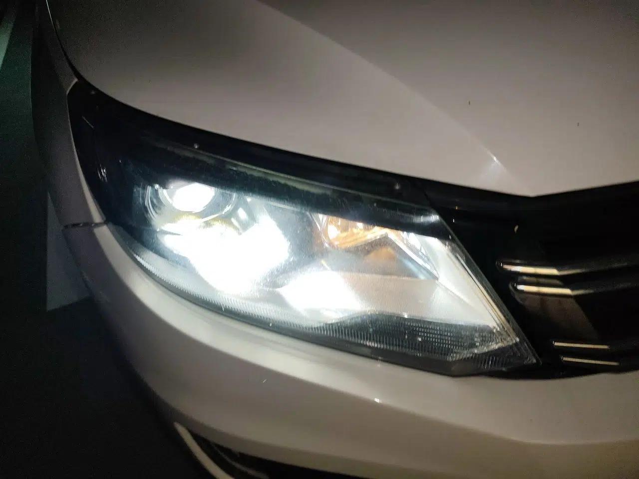 Volkswagen Tiguan 2015 1.8TSI Automatic Two-Wheel Drive Comfort Edition — миниатюра 7